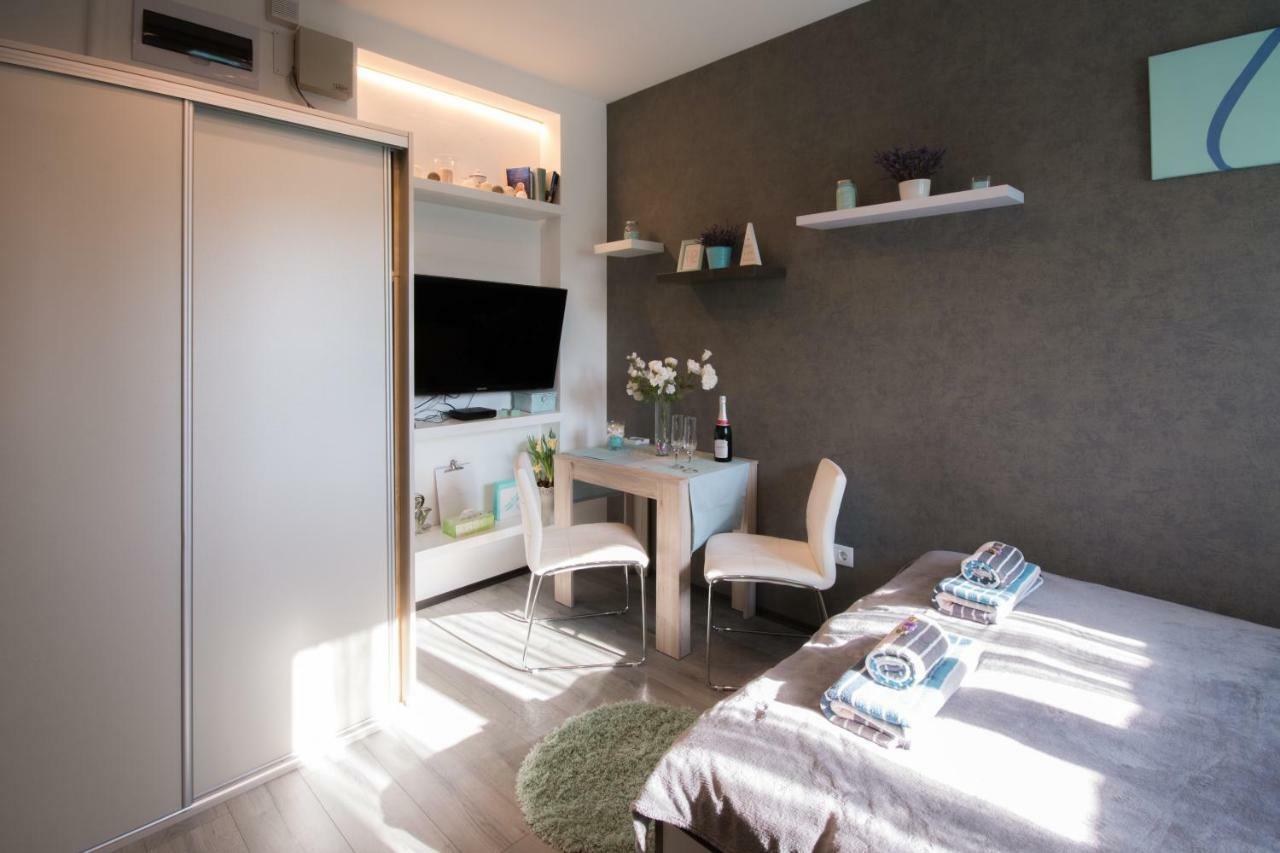 Petra'S Tranquil Nest In Downtown Budapest Exterior foto